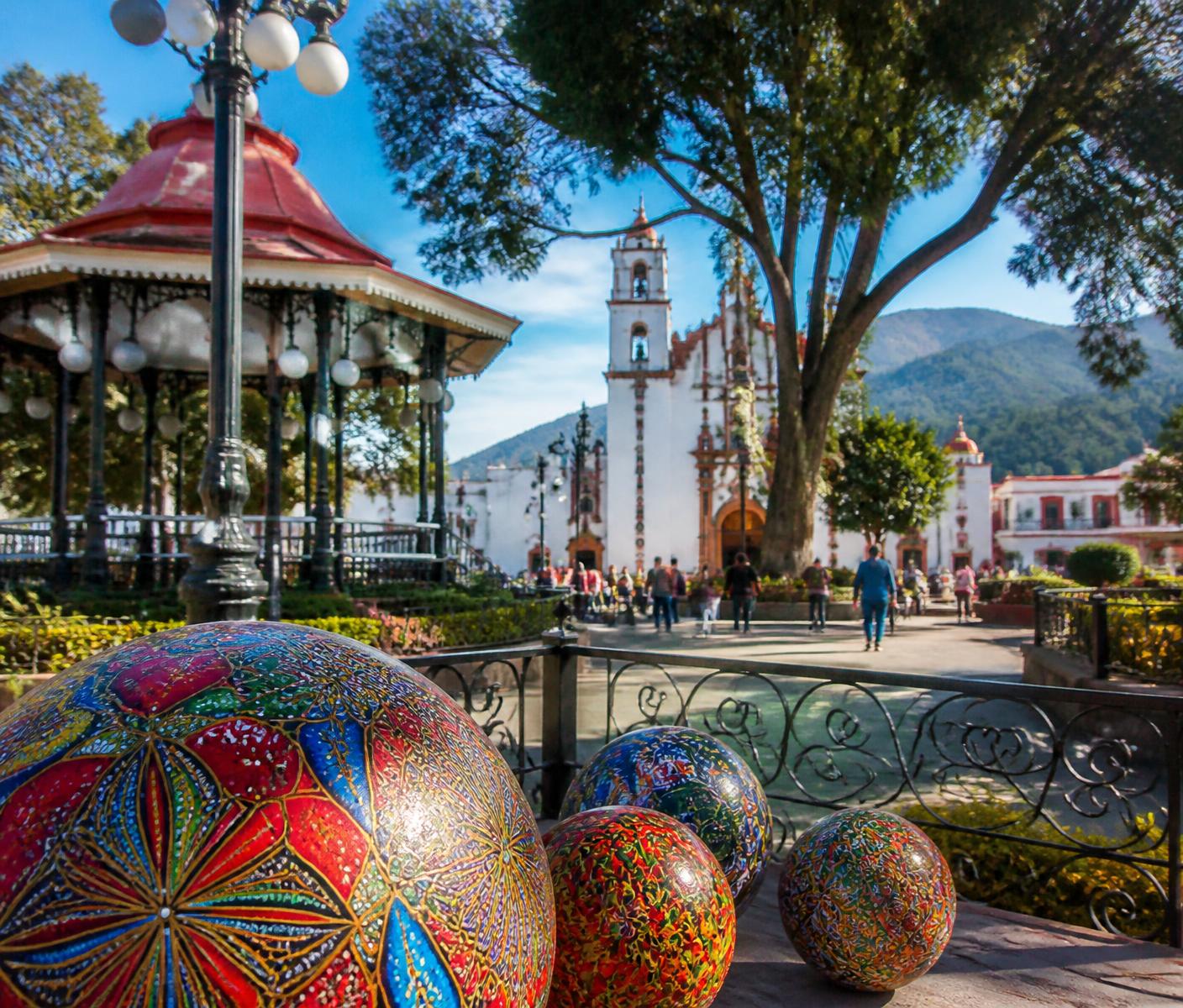 Plaza y artesanías de Chignahuapan